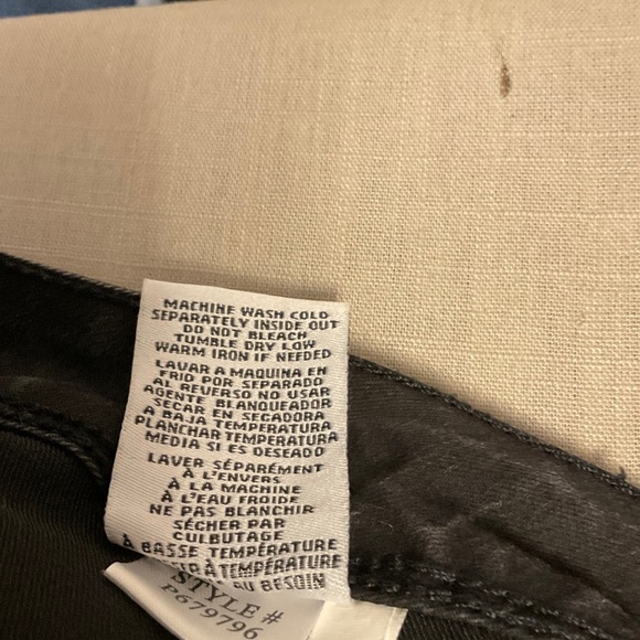 Classic Black Skinny Pants - Picture 7 of 8